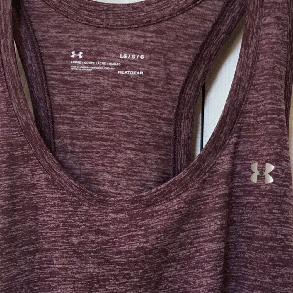 NWT Under Armour  loose fit HEATGEAR - Picture 2 of 5
